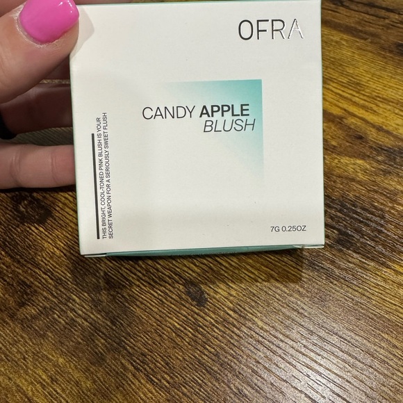 OFRA Pink Blush - Picture 4 of 4